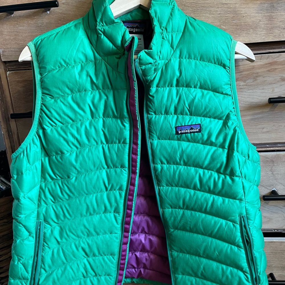Patagonia Teal Quilted Down Vest with Purple Interior